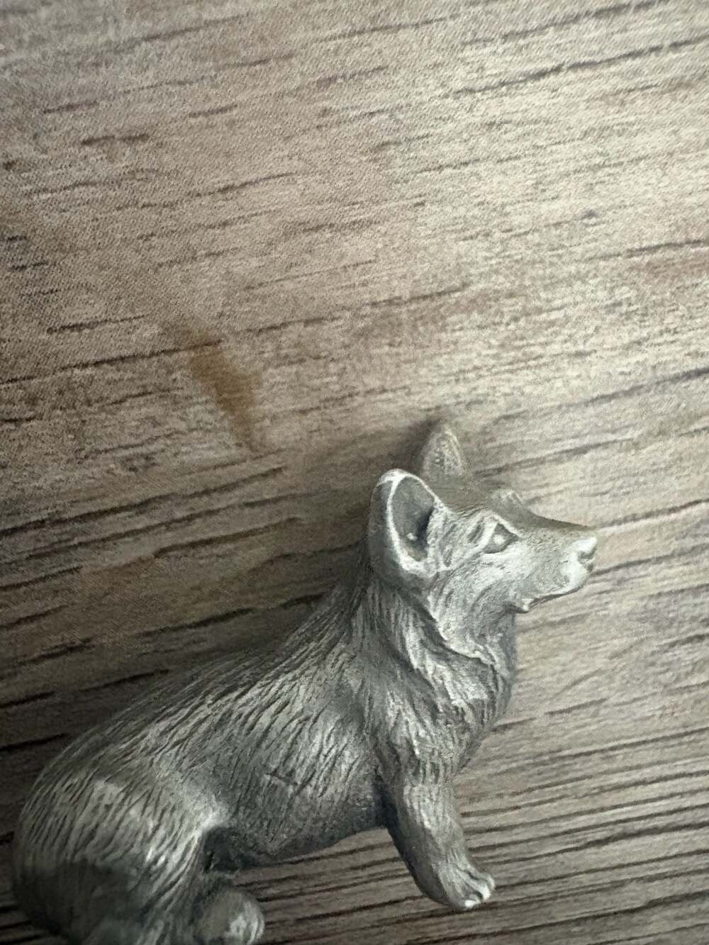 Raincliffe Potter Pewter Corgi Dog Figurine - Picture 5 of 5